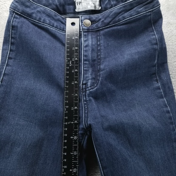 We The Free Jeans Womens 24 Blue Bell Bottom Flare High Rise Hippie 70s Denim - Picture 6 of 8